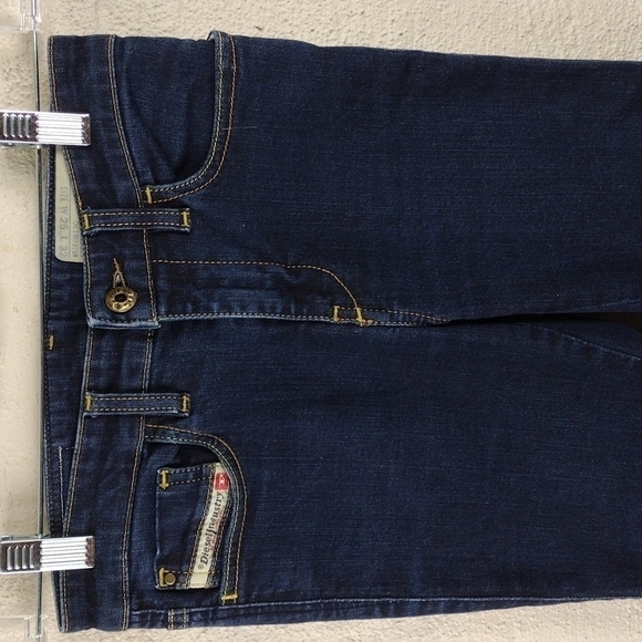 DIESEL Skinzee Super Slim Blue Dark Wash Five Pocket Mid Rise Skinny Jean - Picture 2 of 13